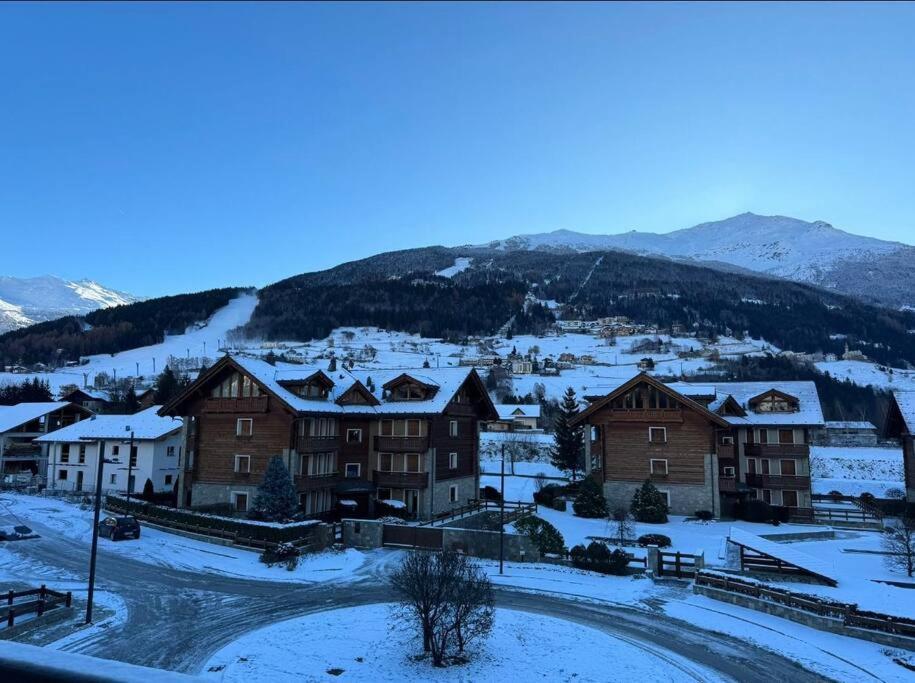 Appartamento Incantevole Con Box E Ski Room, Wi-Fi, Bormio Kültér fotó